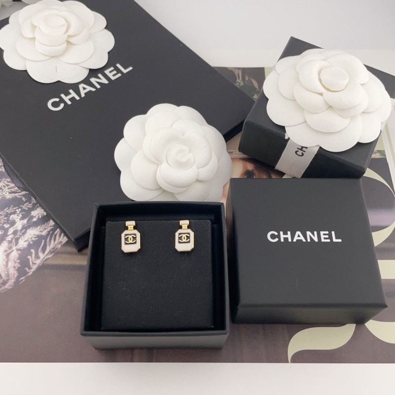 Ch**el earrings